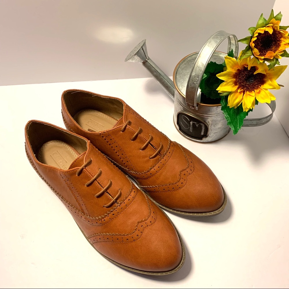 ASOS london rebel lace up brogues Women’s size 8